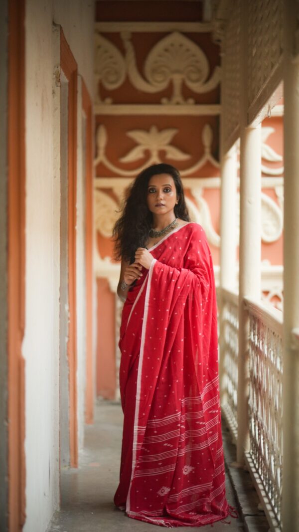 Handwoven Pure Cotton Jamdani Saree