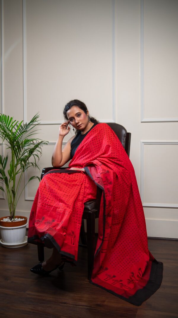 Cherry On Top Pure Cotton Chhapa Pujor Saree