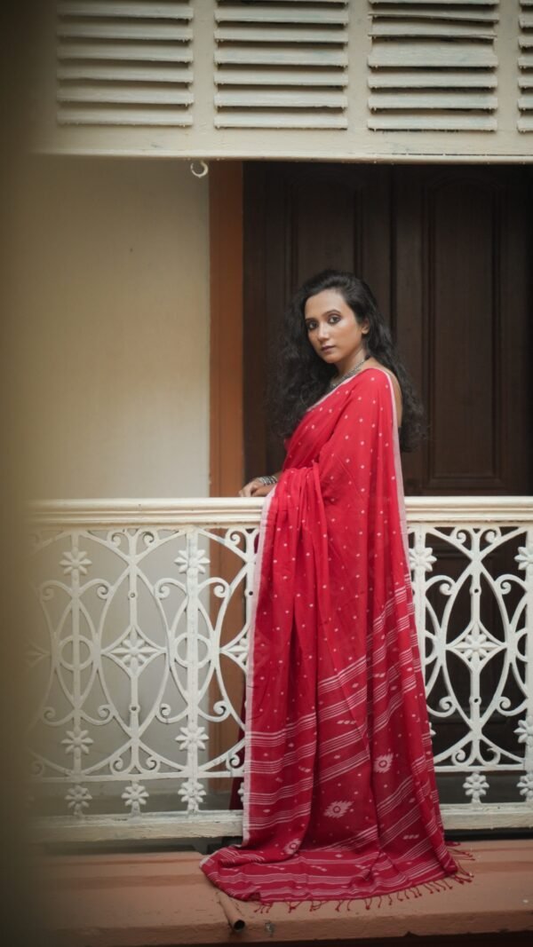 Lal Ishq Handwoven Pure Cotton Jamdani Saree