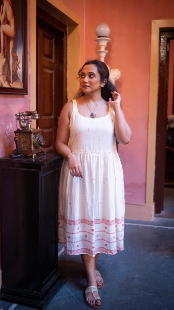 Pure Cotton Handwoven Jamdani Sleeveless Dress